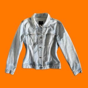 90's 00's vintage light wash distressed y2k denim jacket MEDIUM the limited